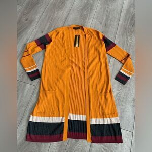 Joseph A long cardigan very beautiful with small slit on both sides